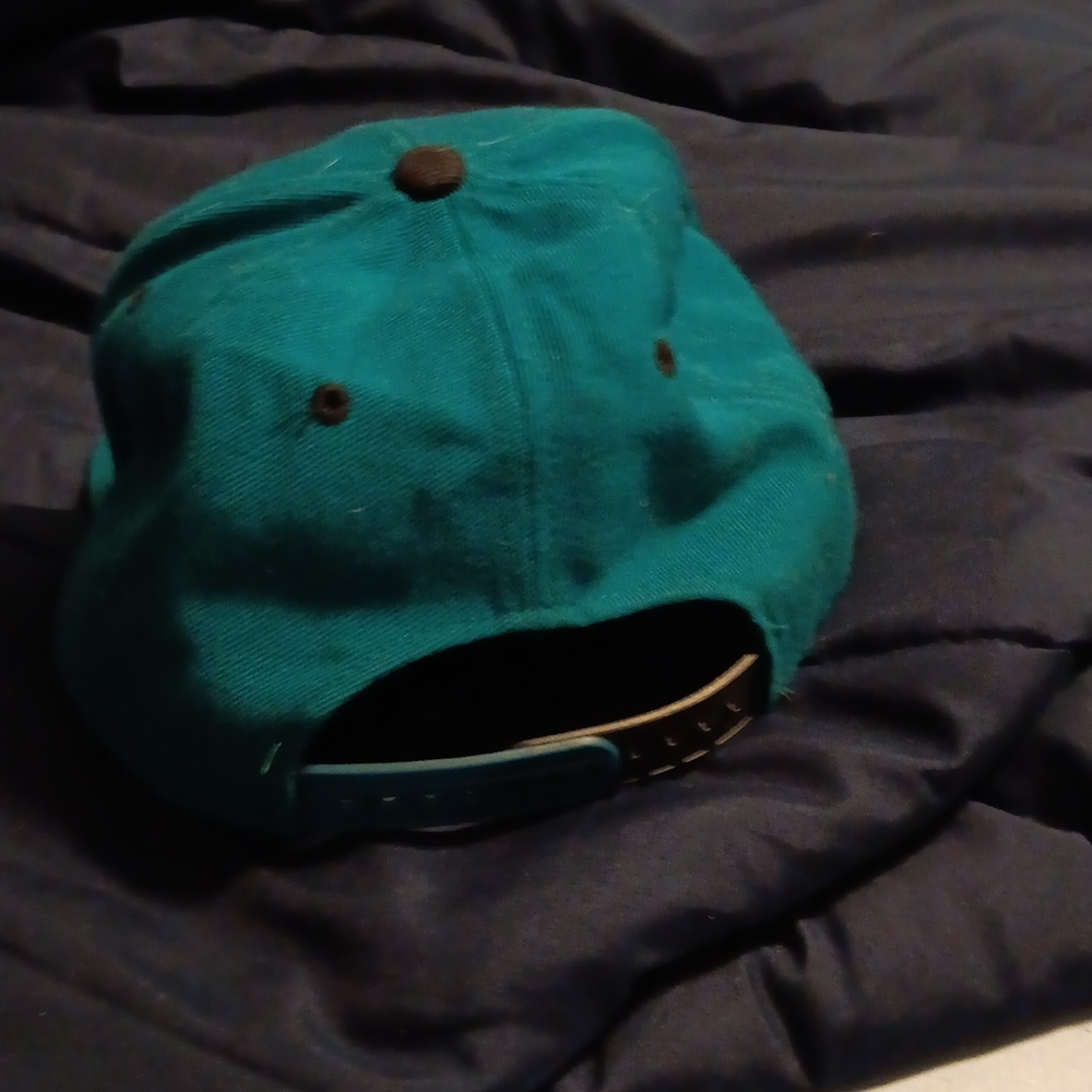 Shark hat - Picture 3 of 3